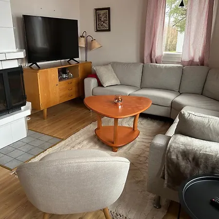 House And With Sauna By The Sea Narpio