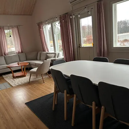 House And With Sauna By The Sea Vakantiehuis Narpio